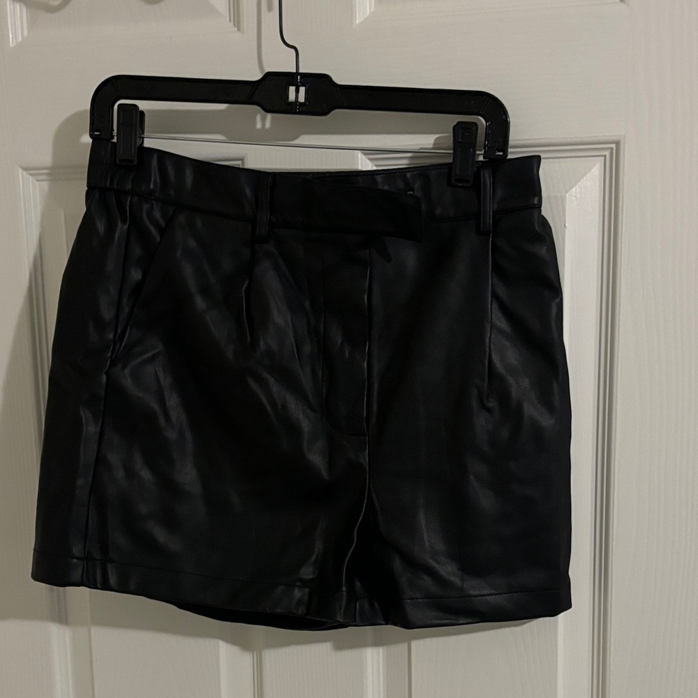 Steve Madden Black High Waist Shorts